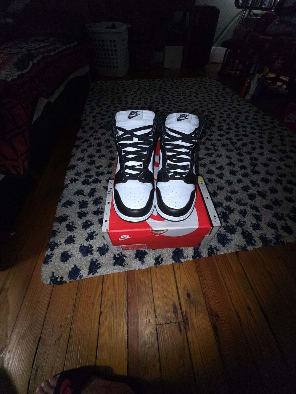 Nike Dunk Hi Retro Panda White Black Men's Size 10 DD1399-105